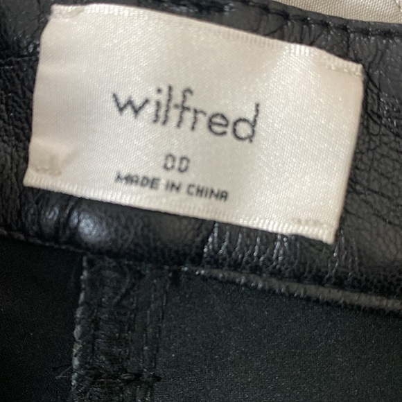 Aritzia Wilfred The Melina Pant High Rise Vegan Leather Black Size 00 - Picture 9 of 16